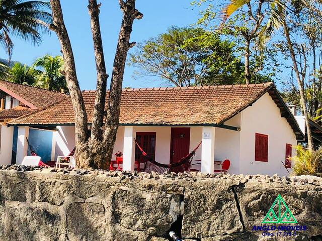 Temporada em Praia do Lázaro - Ubatuba