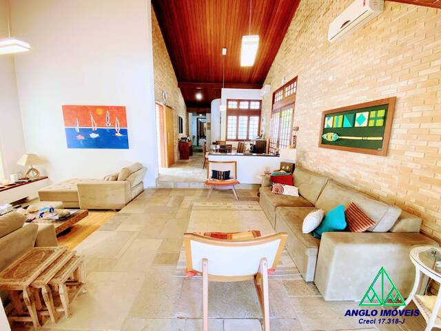 #909 - Casa para Venda em Ubatuba - SP