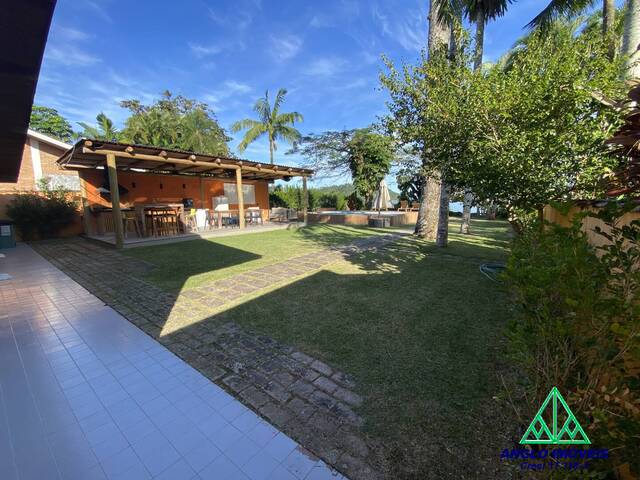 #1112 - Casa para Temporada em Ubatuba - SP